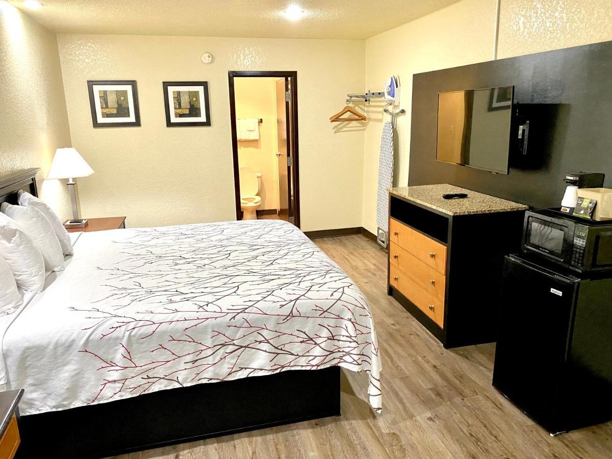 Travelers Inn Elizabeth City Buitenkant foto